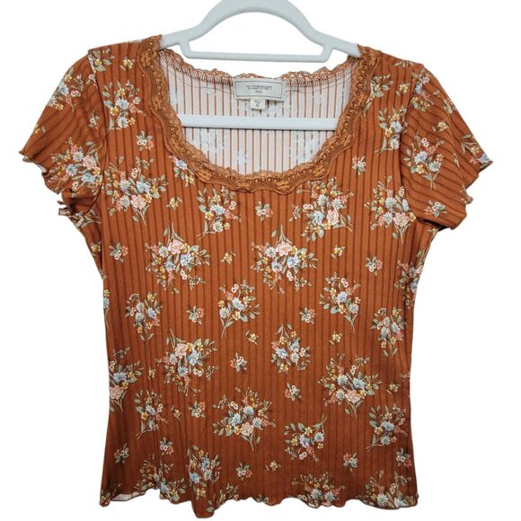 No Comment Brown Floral Lace Neckline T-Shirt Size Medium - Picture 1 of 5